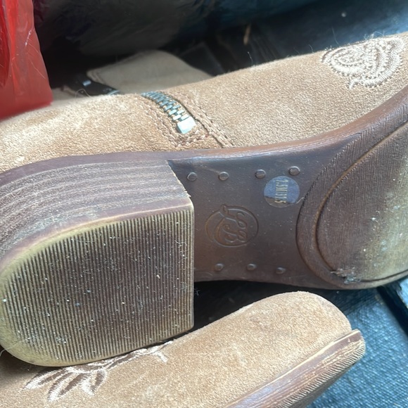 Lucky Brand Coachella Booties Tan Color - Picture 4 of 7